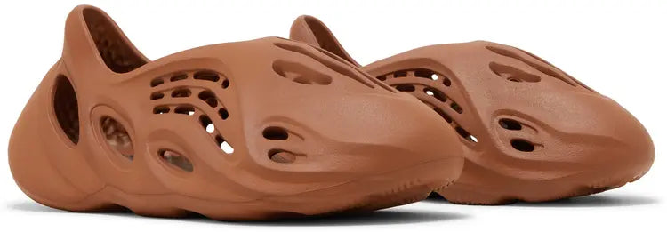Clay Red Foam Rnnr