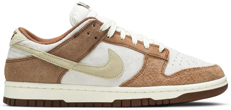 MEDIUM CURRY DUNK LOW