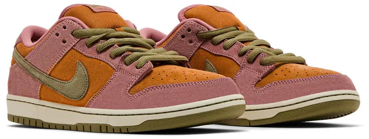 Nike sb red Stardust