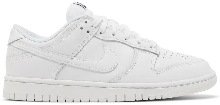 Triple White Dunk low W