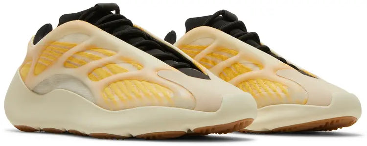 YEEZY 700 MONO SAFFLOWER